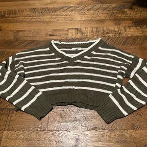 American Eagle Sweater